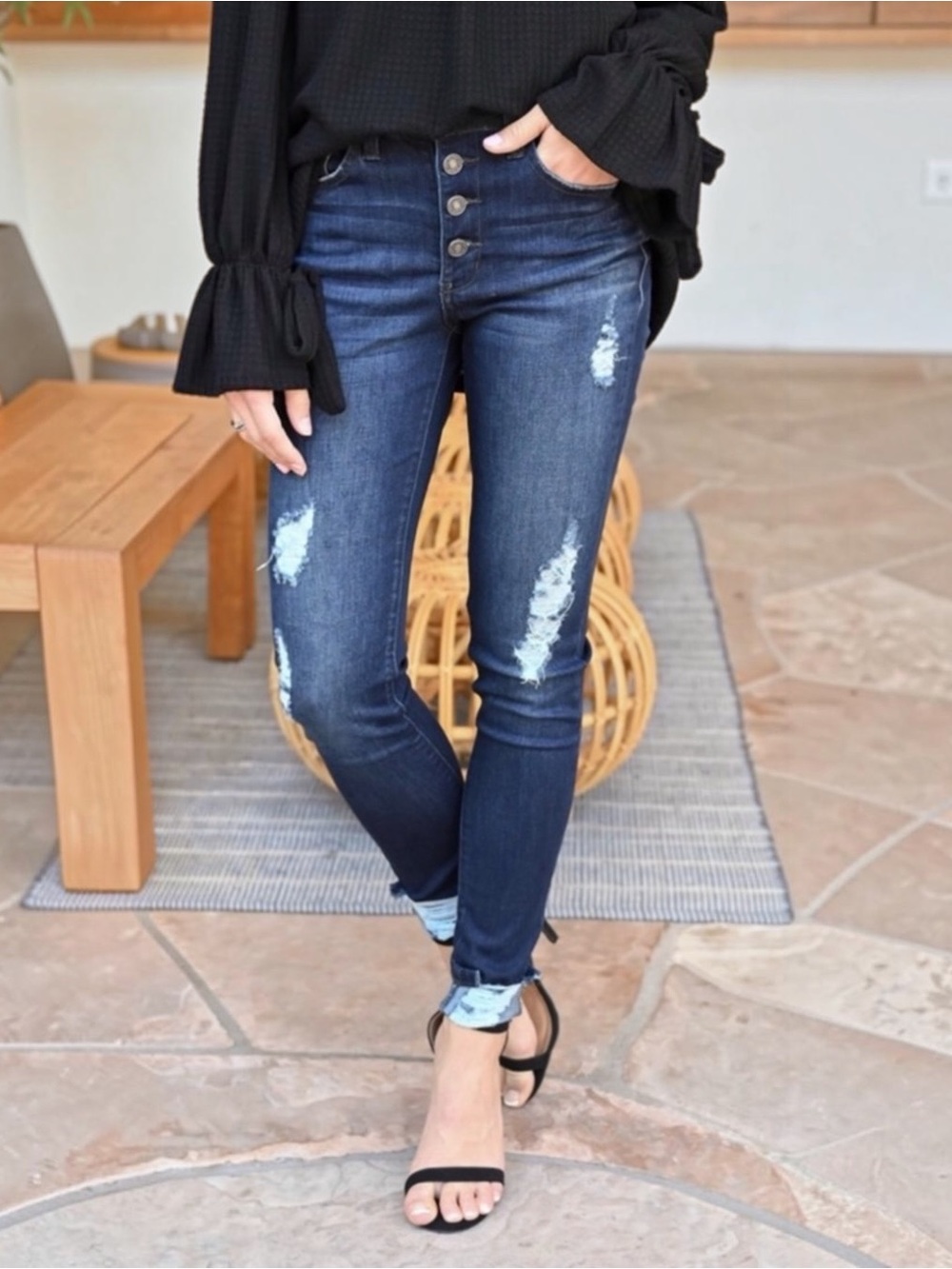 NEW KanCan Dark Wash Jean High Waist Button Fly Skinny Leg Distressed Womens NWT